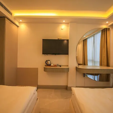 Goerguelue Отель