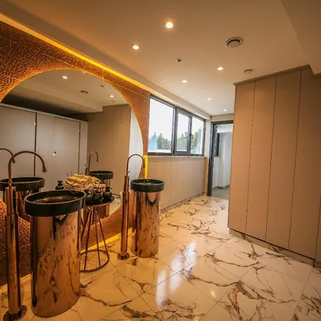 Goerguelue Отель Merkezkoy